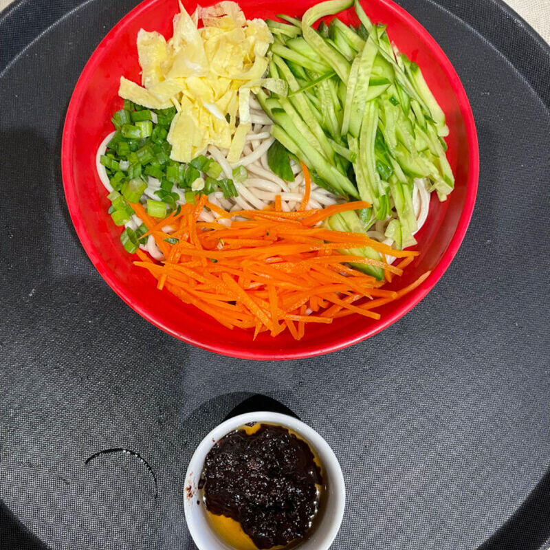 B5. House Noodles with Pork Soybeans Paste